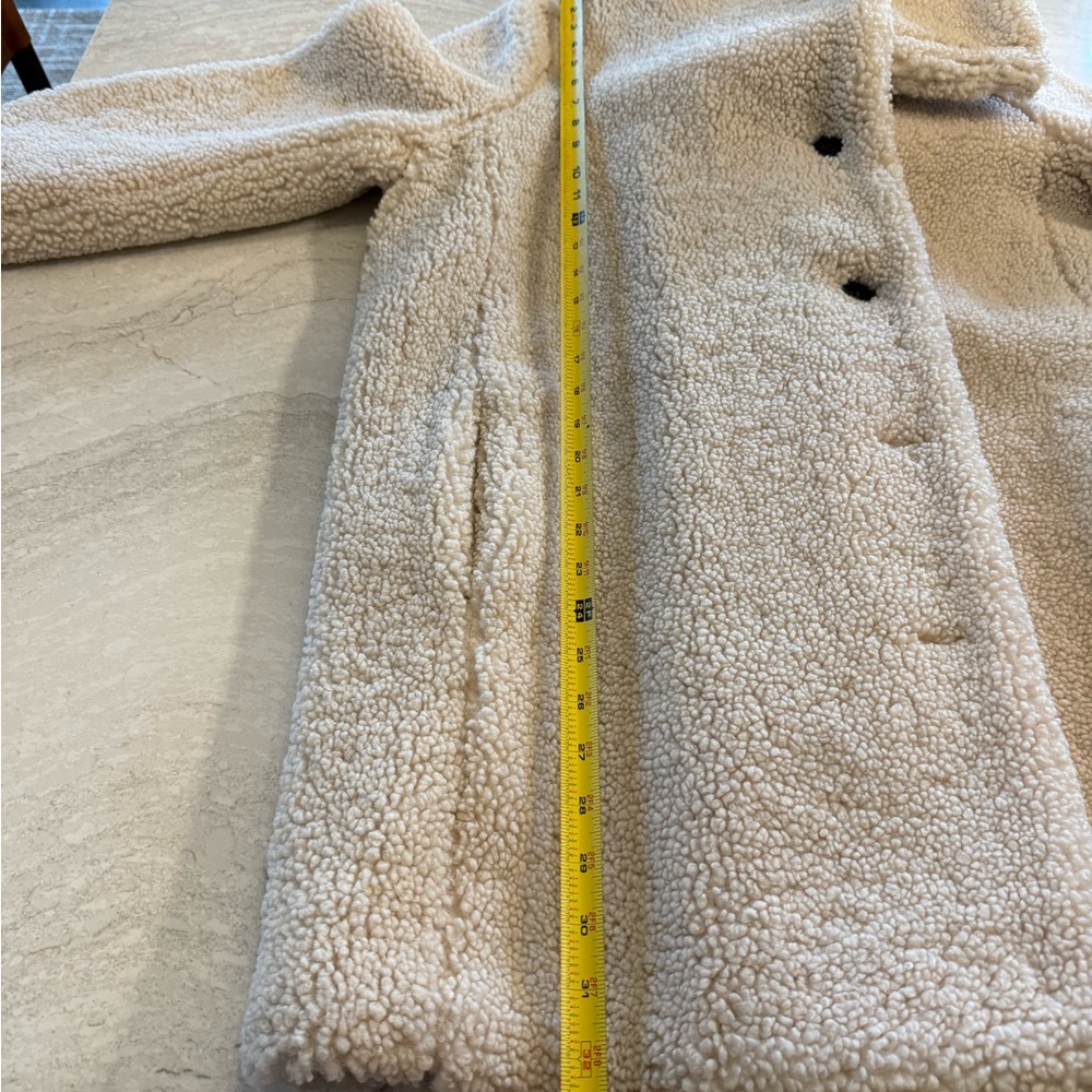 J Crew villa sherpa coat! Size 8 petite - Picture 10 of 12